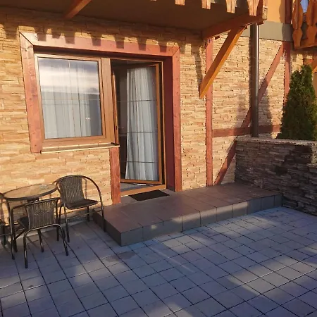 Apartman Apartman Nazlly Kakaslomnic